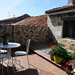 Hostal Refugio De Gredos