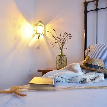 בית הארחה Refugio De Gredos 3*