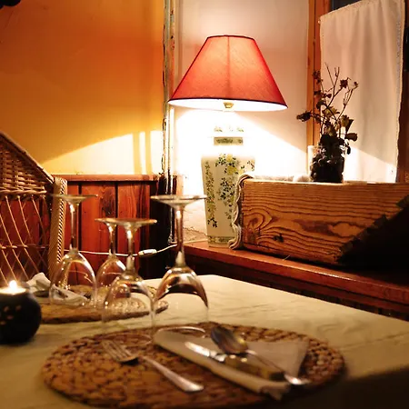 Hostal Refugio De Gredos Наварредонда-де-Гредос