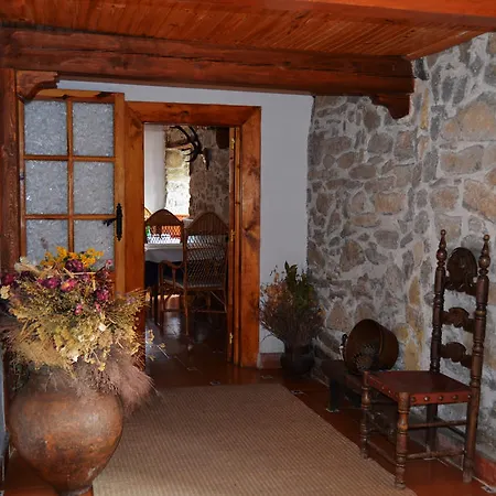 Refugio De Gredos נאבארדונדה דה גרדוס