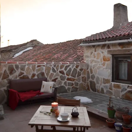 招待所 Refugio De Gredos 3*