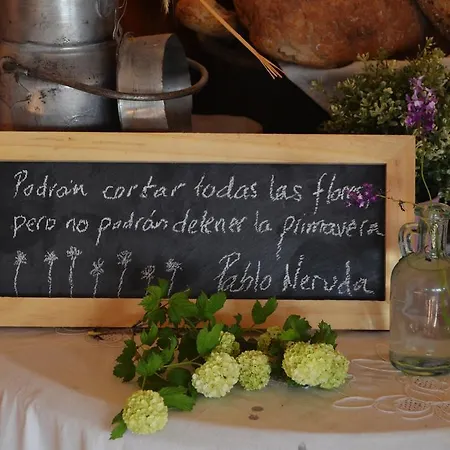 Refugio De Gredos נאבארדונדה דה גרדוס