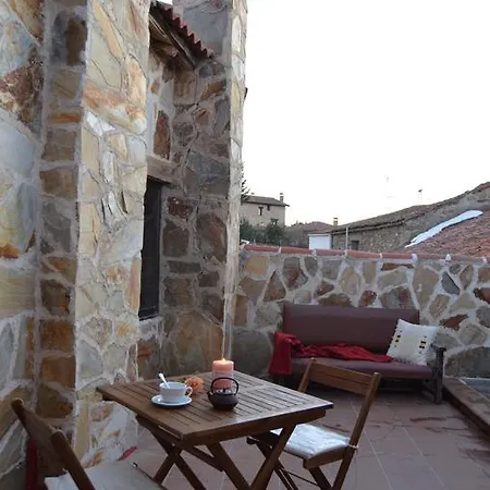 בית הארחה Refugio De Gredos נאבארדונדה דה גרדוס