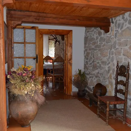 Refugio De Gredos Navarredonda de Gredos