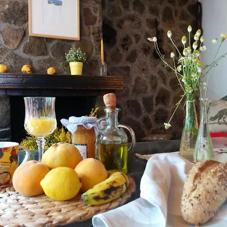 Hostal Refugio De Gredos Наварредонда-де-Гредос