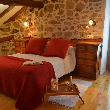 Hostal Refugio De Gredos Наварредонда-де-Гредос
