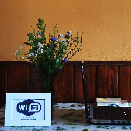 Hostal Refugio De Gredos * Наварредонда-де-Гредос