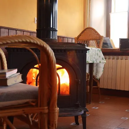 Refugio De Gredos בית הארחה 3*