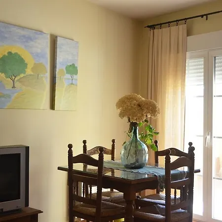 Refugio De Gredos נאבארדונדה דה גרדוס