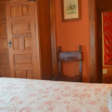 Hostal Refugio De Gredos Гостевой дом