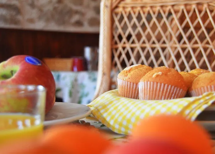 Hostal Refugio De Gredos Гостевой дом Наварредонда-де-Гредос