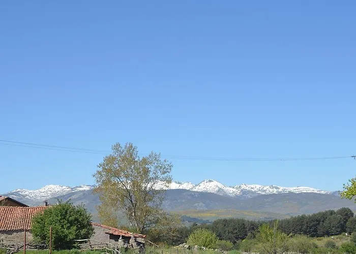 Hostal Refugio De Gredos Гостевой дом