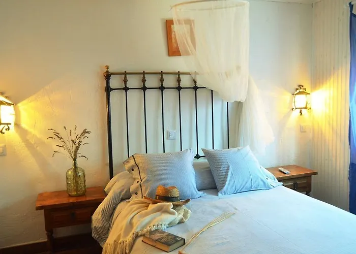 Hostal Refugio De Gredos Гостевой дом Наварредонда-де-Гредос