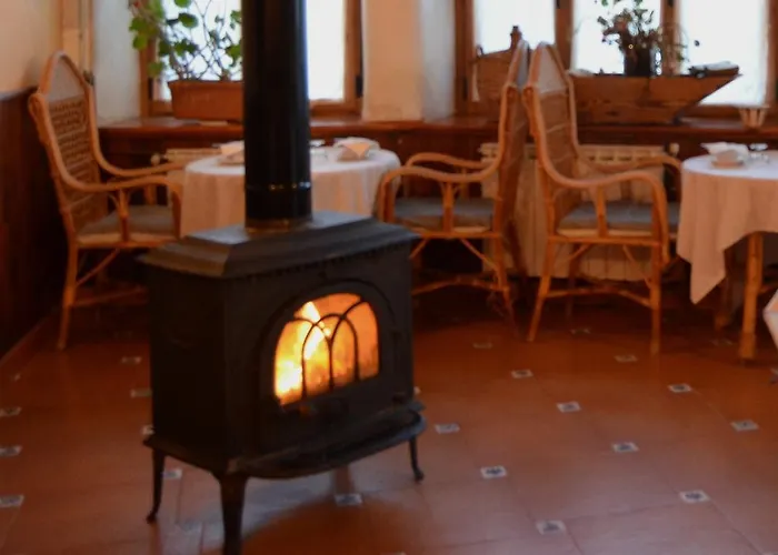 Гостевой дом Hostal Refugio De Gredos Наварредонда-де-Гредос