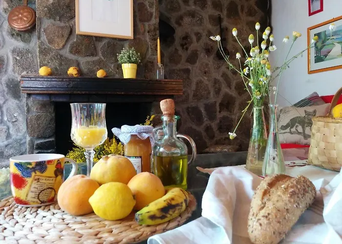 Hostal Refugio De Gredos Наварредонда-де-Гредос