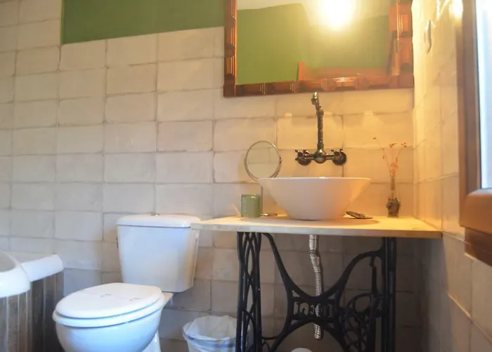 Hostal Refugio De Gredos Гостевой дом Наварредонда-де-Гредос