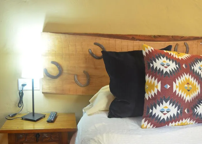 Hostal Refugio De Gredos Гостевой дом Наварредонда-де-Гредос